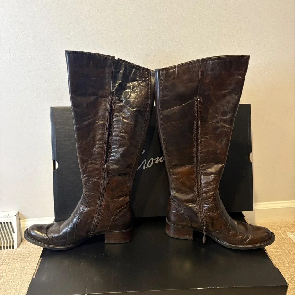Crown by Born Roxie Tan Burnished Wide Calf Leather‎ Knee High Boots Size 7.5 M